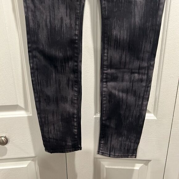 Vince “Dylan” Skinny Black Jeans, Size 28 - Picture 3 of 10